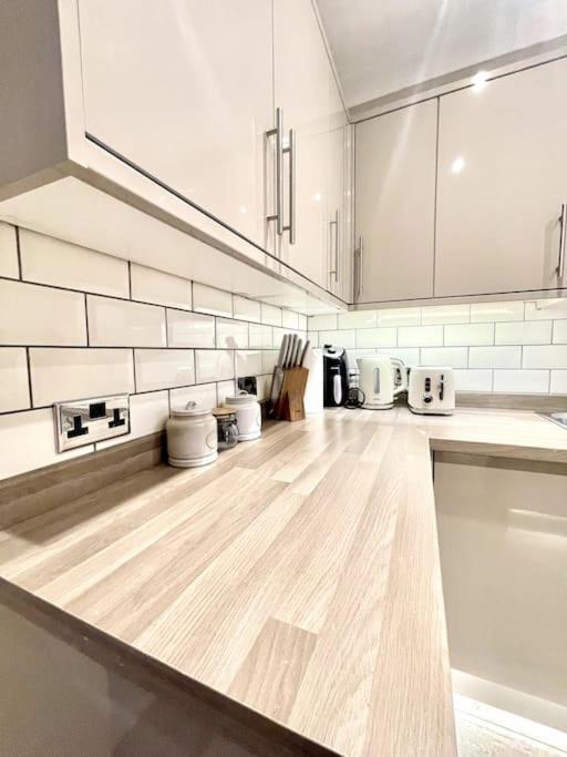 Spacious Modern Victorian House In Rochester Wainscot Dış mekan fotoğraf